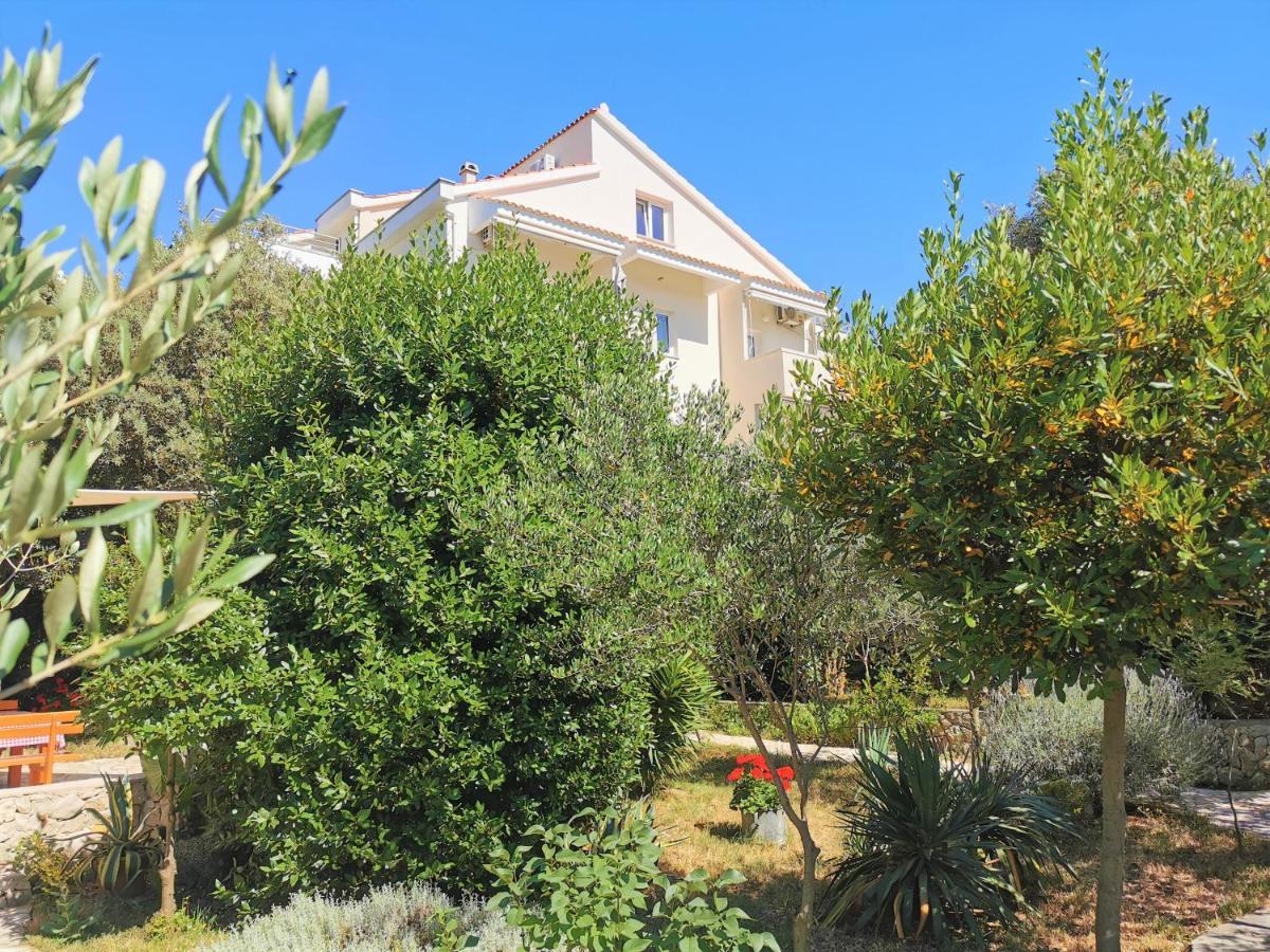 Lenka Apartments I Novalja Exterior photo